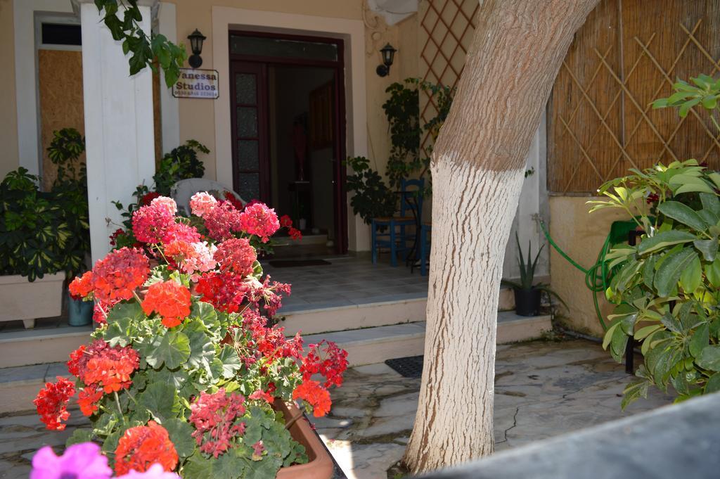 Vanessa Studios Poros  Exteriér fotografie